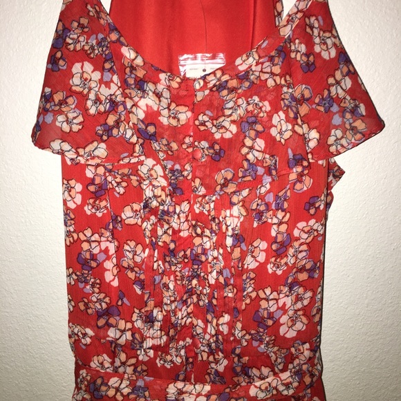 Floral dress. - Picture 3 of 4